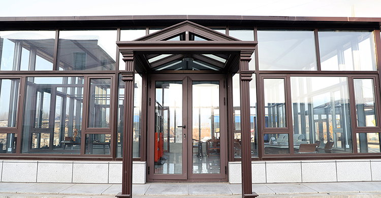 沈陽(yáng)系統(tǒng)門窗的優(yōu)點(diǎn)，如何選到適合自己的沈陽(yáng)系統(tǒng)門窗工廠？